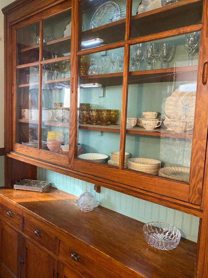 The Edmond An 1887 Arts & Crafts Gem Apartment เซนต์โจเซฟ ภายนอก รูปภาพ